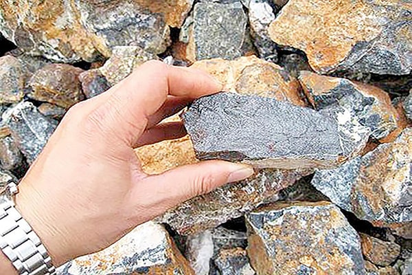 سنگ معدنی چیست